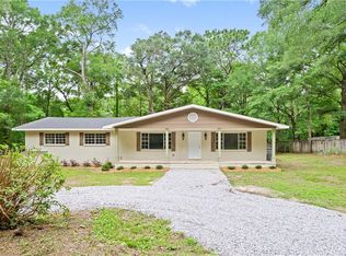 7060 N Lake Rd, Mobile, AL 36605