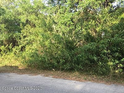 2nd image of 749 Schuster Rd SW