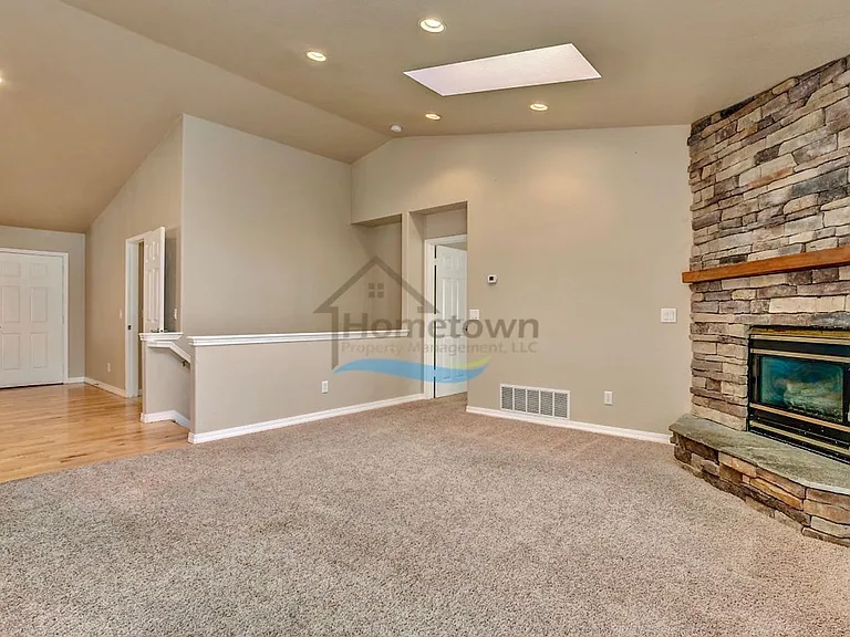 5940 N Stafford Rd — Photo 11