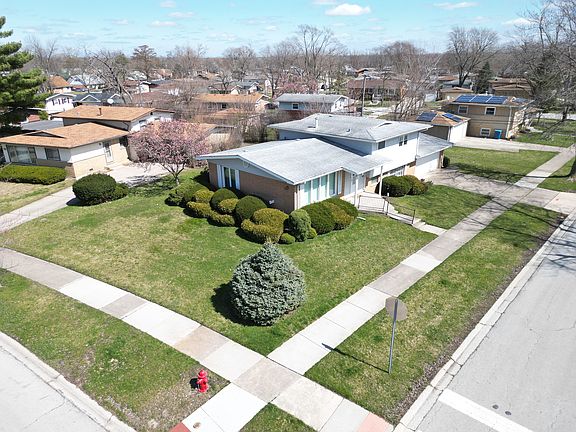 2nd image of 235 Serena Dr