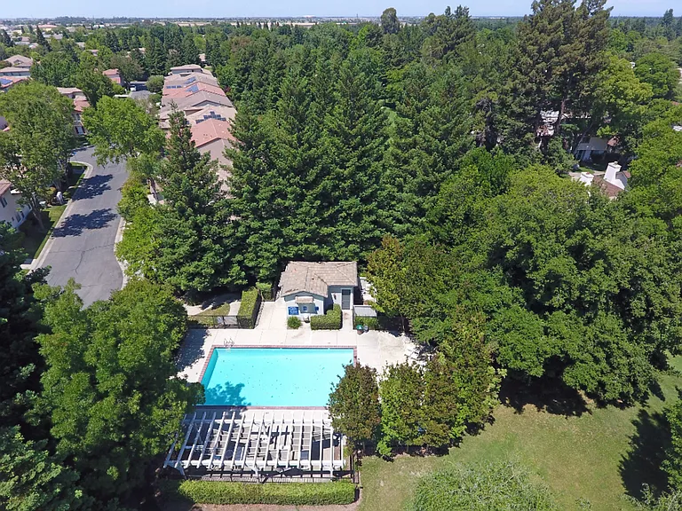 3156 Swallows Nest Dr — Photo 45