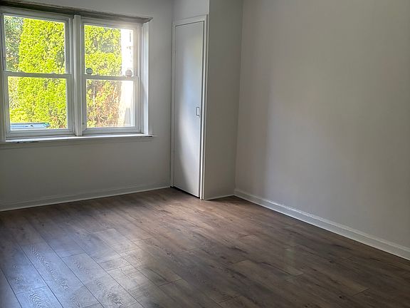3rd image of 254-11 87th Ave #1