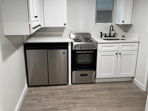 5th image of 611 E Plymouth Ave #Avenue2