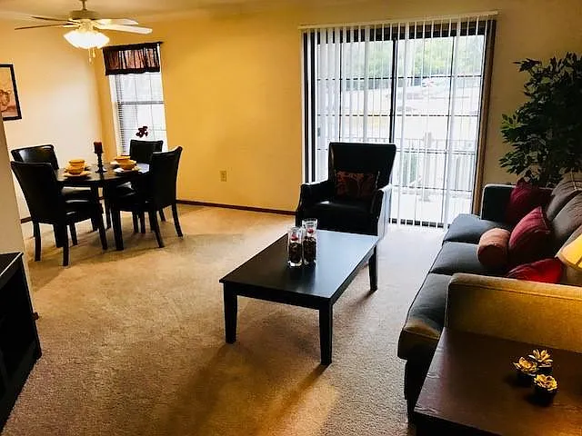 Living Room/Dining Room