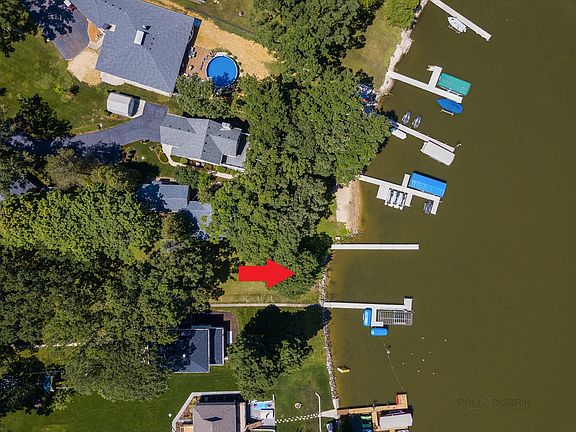 5th image of 25266 W Hickory St