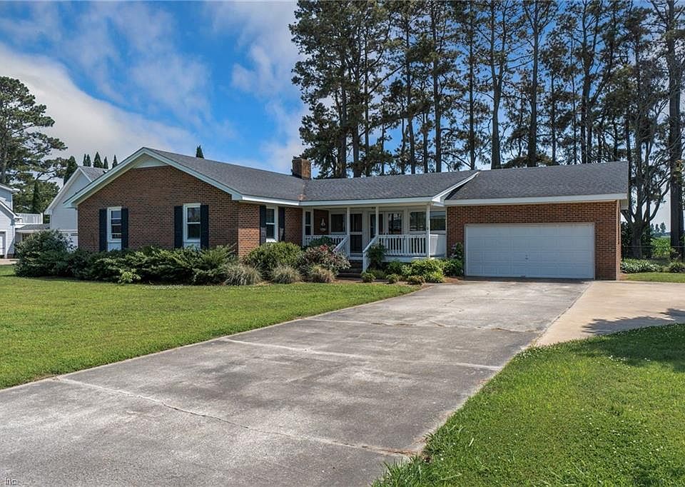 1st image of 211 Bayshore Dr