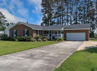 211 Bayshore Dr, Elizabeth City, NC 27909
