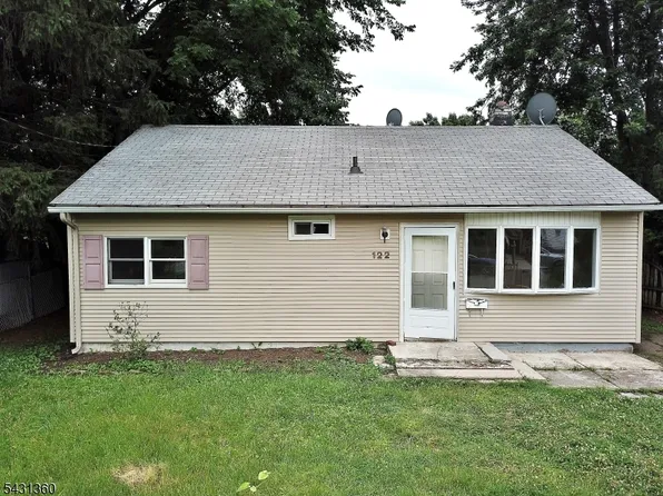 122 Dawes Hwy, Pompton Lakes Boro, NJ 07442