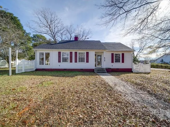 608 Still St, Chester, SC 29706