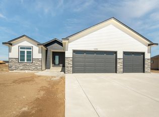 1201 Vista Ct, Salina, KS 67401