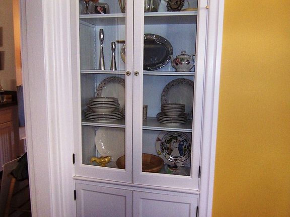 Beautiful Dining Room Built-In China Cabinet