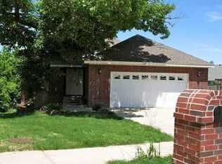 1560 N Heritage Ave, Fayetteville, AR 72704