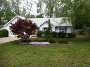 5205 Hillcrest Glenn Dr, Sugar Hill, GA 30518