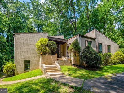 3520 Glenbrook Rd, Fairfax, VA, 22031