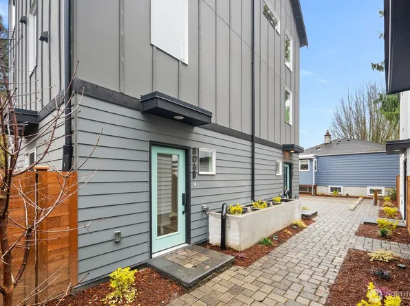 806 B S Rose Street, Seattle, WA 98108