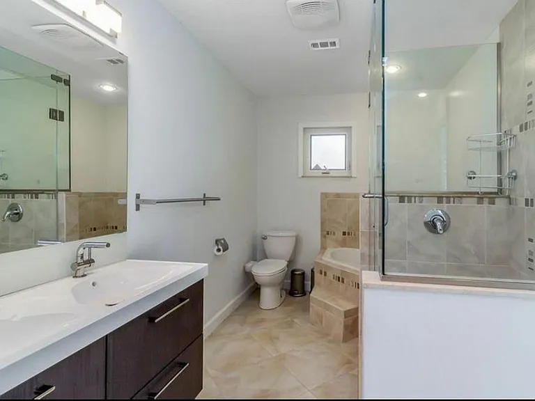 8135 Banyan Blvd — Photo 8