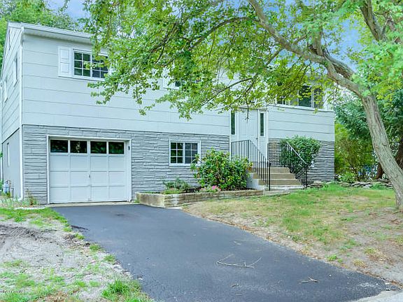 5th image of 48 Lakeview Dr