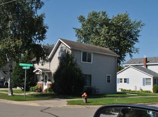 121 E Woodburn St, Lake City, MN 55041