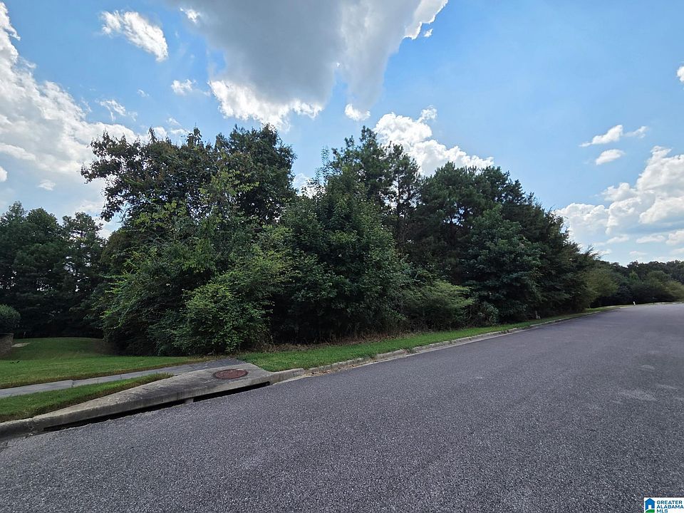 2nd image of 8455 Ledge Cir #143