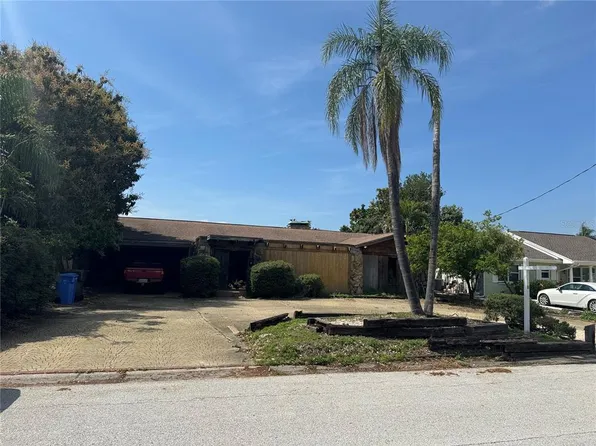 3922 W Eden Roc Cir, Tampa, FL 33634