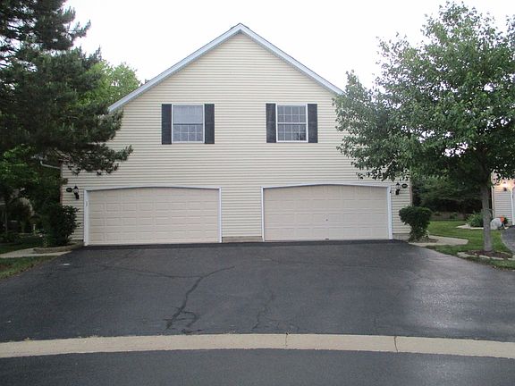 3rd image of 1415 Laurel Oaks Dr