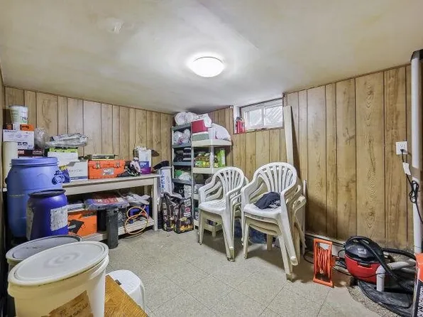 46 Western Avenue image 28 of 36