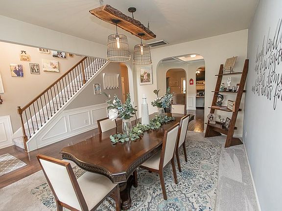 4th image of 3399 Gardenside Walk