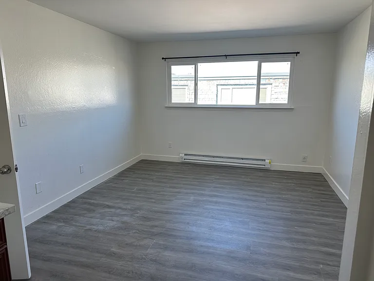 1236 Quincy Dr #3 — Photo 9