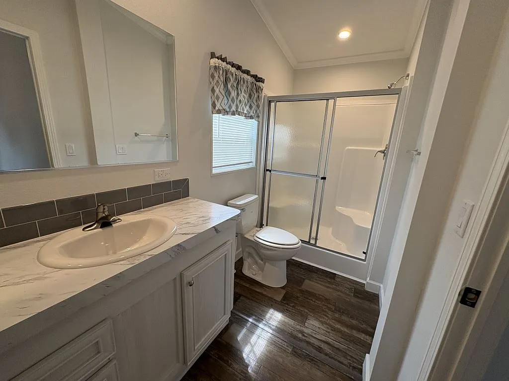 2 bed, 2.0 bath, 990 sqft, $1,333 — Photo 3