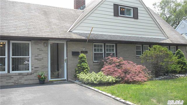 1st image of 138 Land Ln