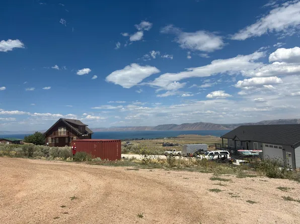 3321 S Snowshoe Cir, Garden City, UT 84028