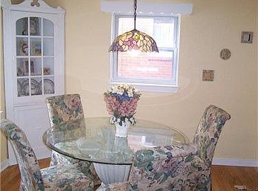 5th image of 328 Lawnwood Ave