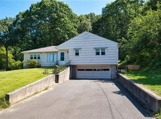 267 Hull St, Bristol, CT 06010