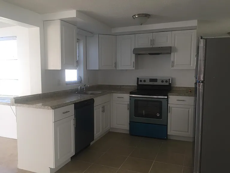 5023 Galaxy Dr — Photo 3