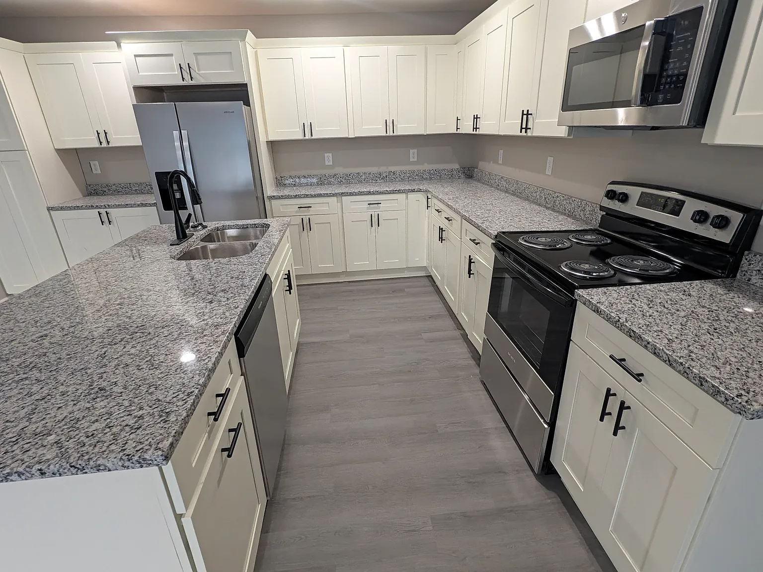3603 W Angel St — Photo 4
