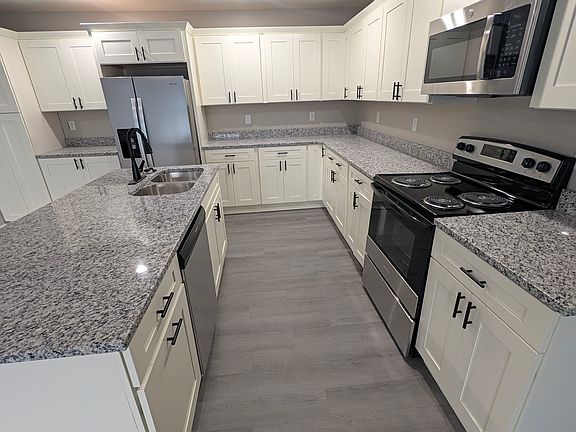 4th image of 3603 W Angel St
