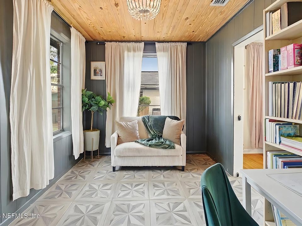 1st image of 4224 REDWOOD Avenue
