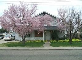 1st image of 305 Roseburg Ave