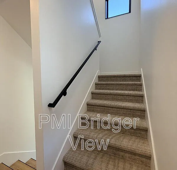 315 W Peach St #1 — Photo 20
