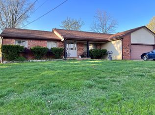 3370 Mahopac Dr, Lake Orion, MI 48360