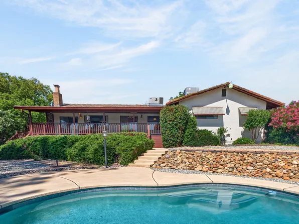 861 Dawson Ct, Redding, CA 96003