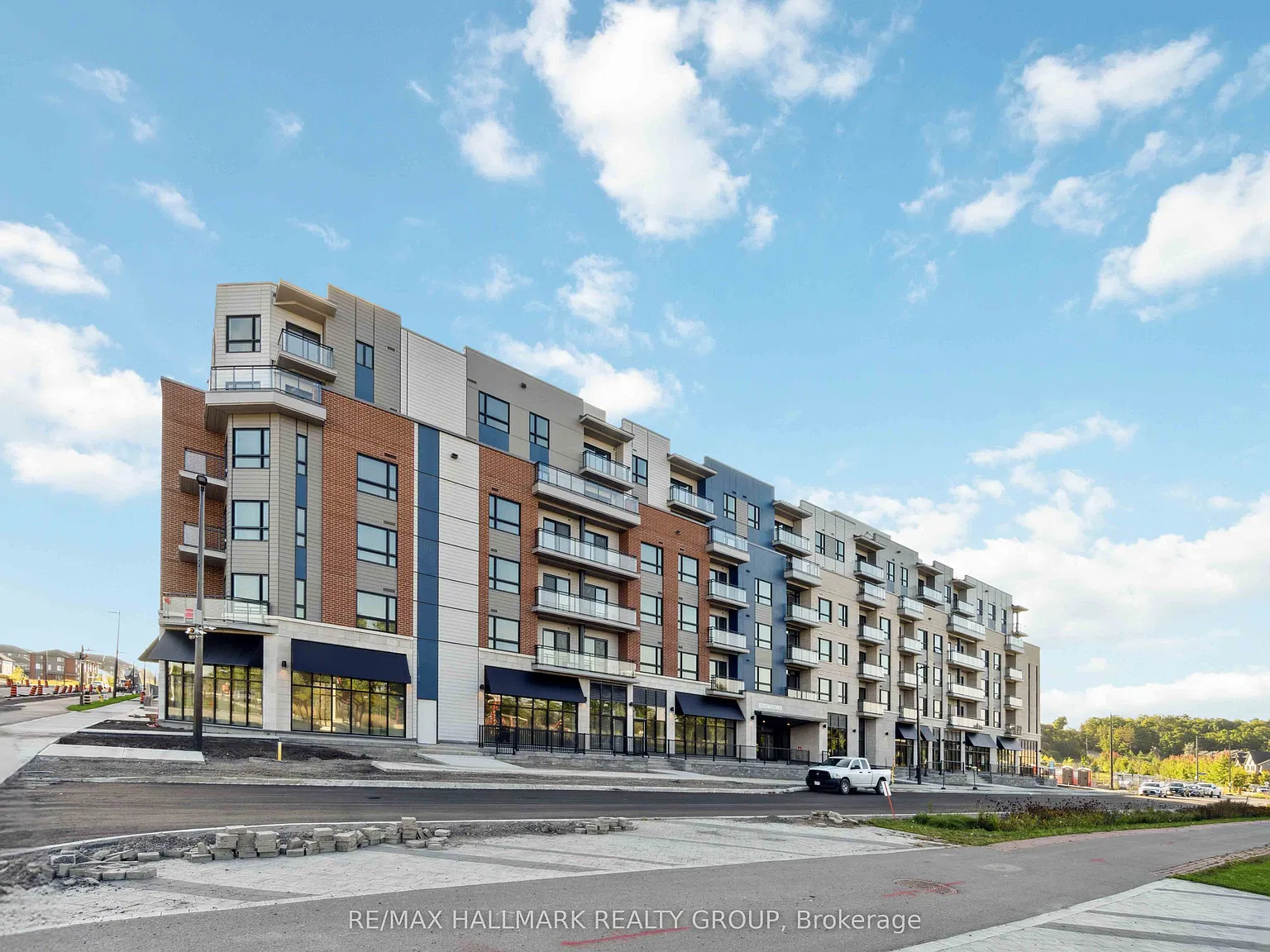2 bed, $2,395 — Photo 2