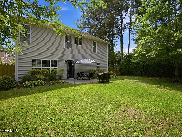 611 Majestic Oaks Dr — Photo 46
