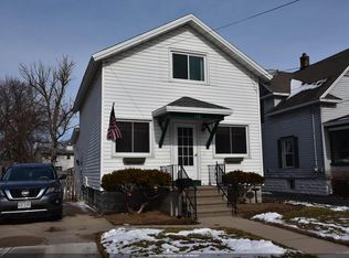 1334 Ceape Ave, Oshkosh, WI 54901