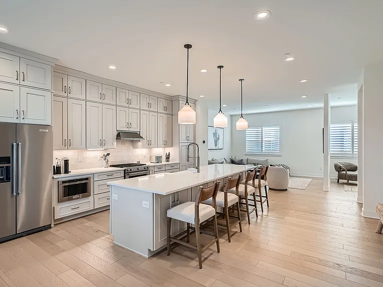 805 Promenade Dr — Photo 5