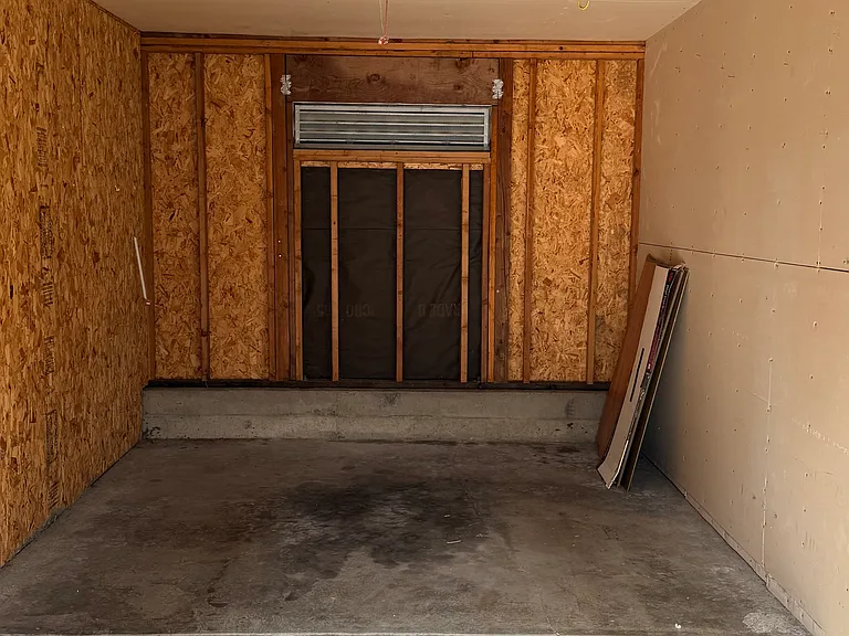 103 Tuscany Ct — Photo 48