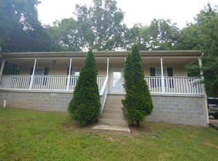 2 Colby Ln, Gordonsville, TN 38563