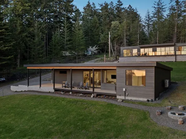 900 & 860 Fort Gate Road, Nordland, WA 98358
