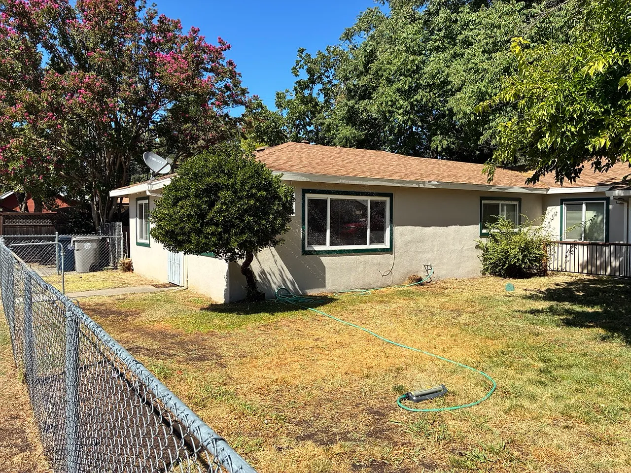 2 bed, 892 sqft, $2,195 — Photo 1
