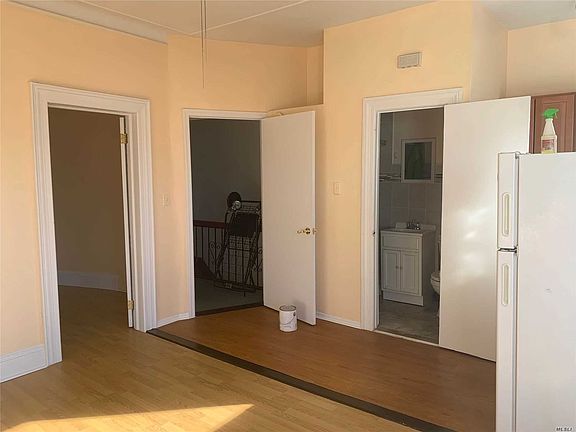 4th image of 9567 115th St Floor 2
